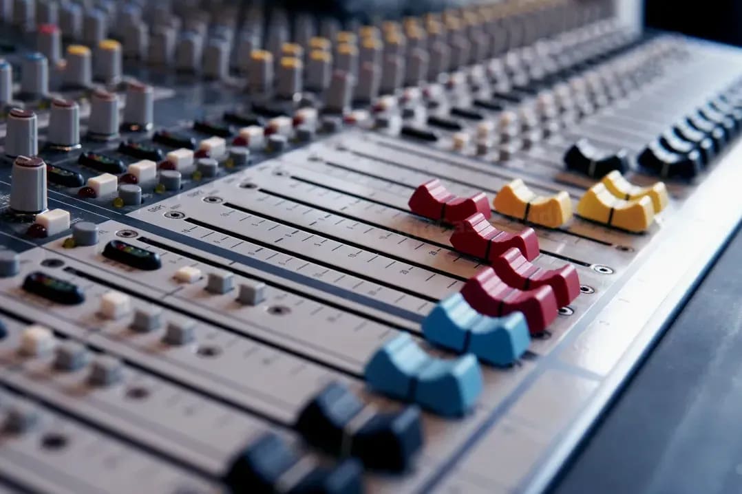 SoundCast Studio 14